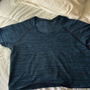 lululemon athletica Blue Short Sleeve Tee
